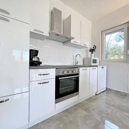 Palit Hills Superior Apartments מראה חיצוני תמונה