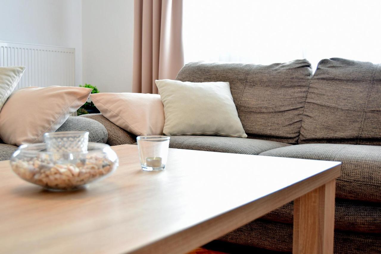 Palit Hills Superior Apartments מראה חיצוני תמונה