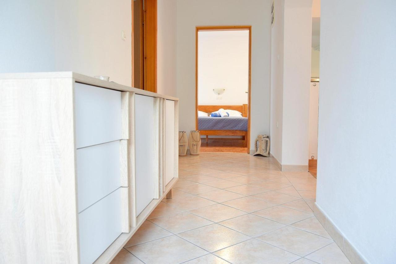 Palit Hills Superior Apartments מראה חיצוני תמונה