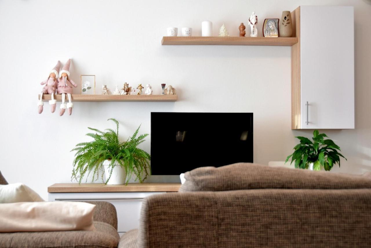 Palit Hills Superior Apartments מראה חיצוני תמונה