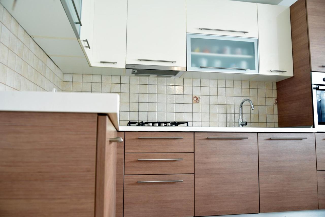 Palit Hills Superior Apartments מראה חיצוני תמונה