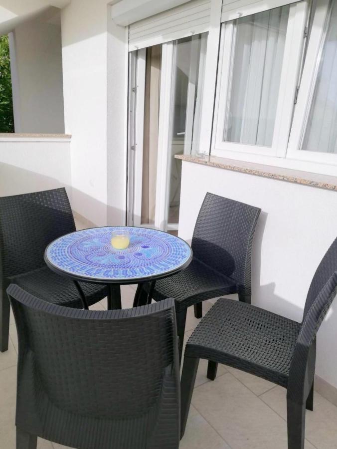 Palit Hills Superior Apartments מראה חיצוני תמונה