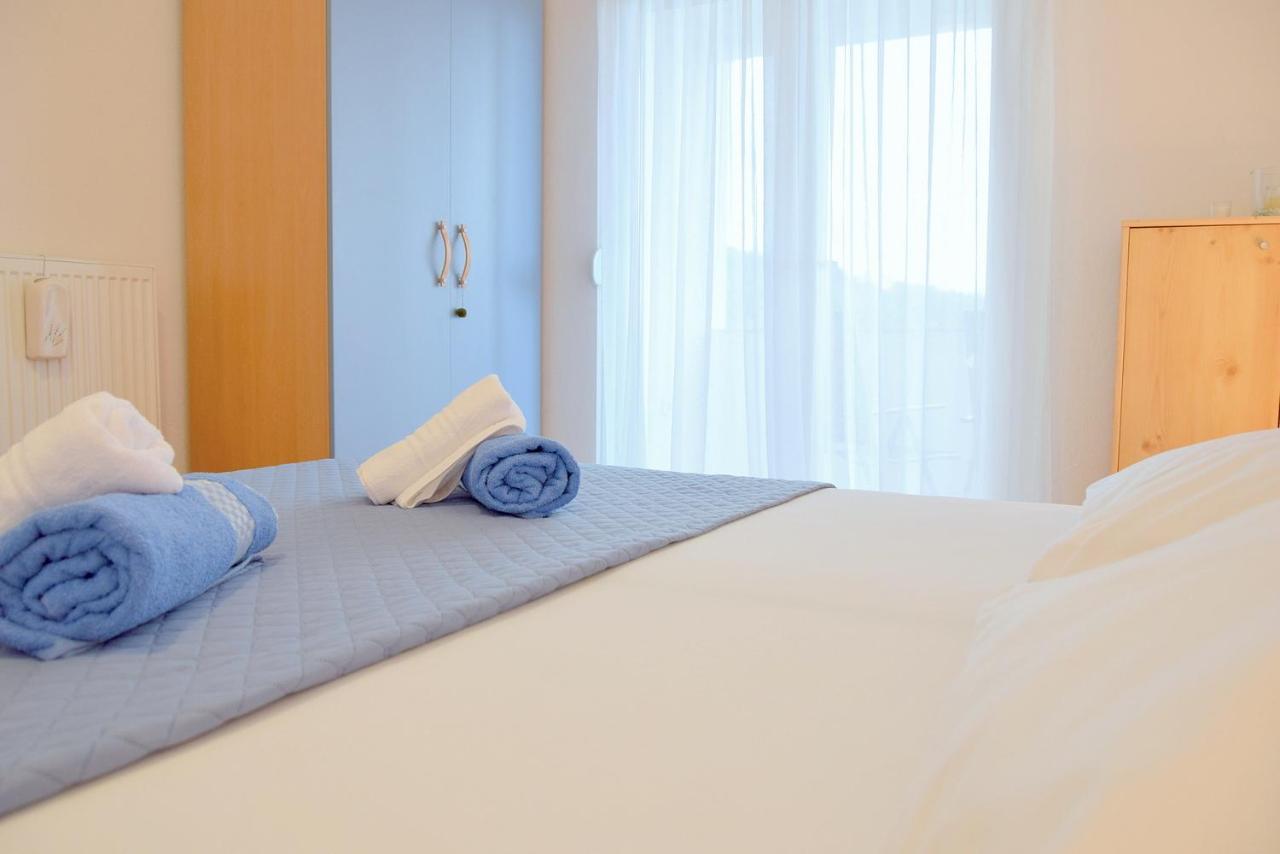 Palit Hills Superior Apartments מראה חיצוני תמונה