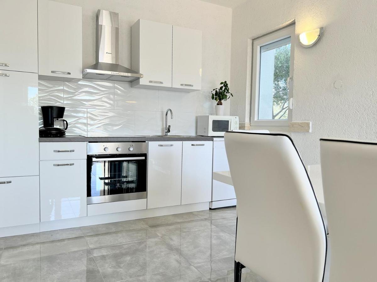 Palit Hills Superior Apartments מראה חיצוני תמונה
