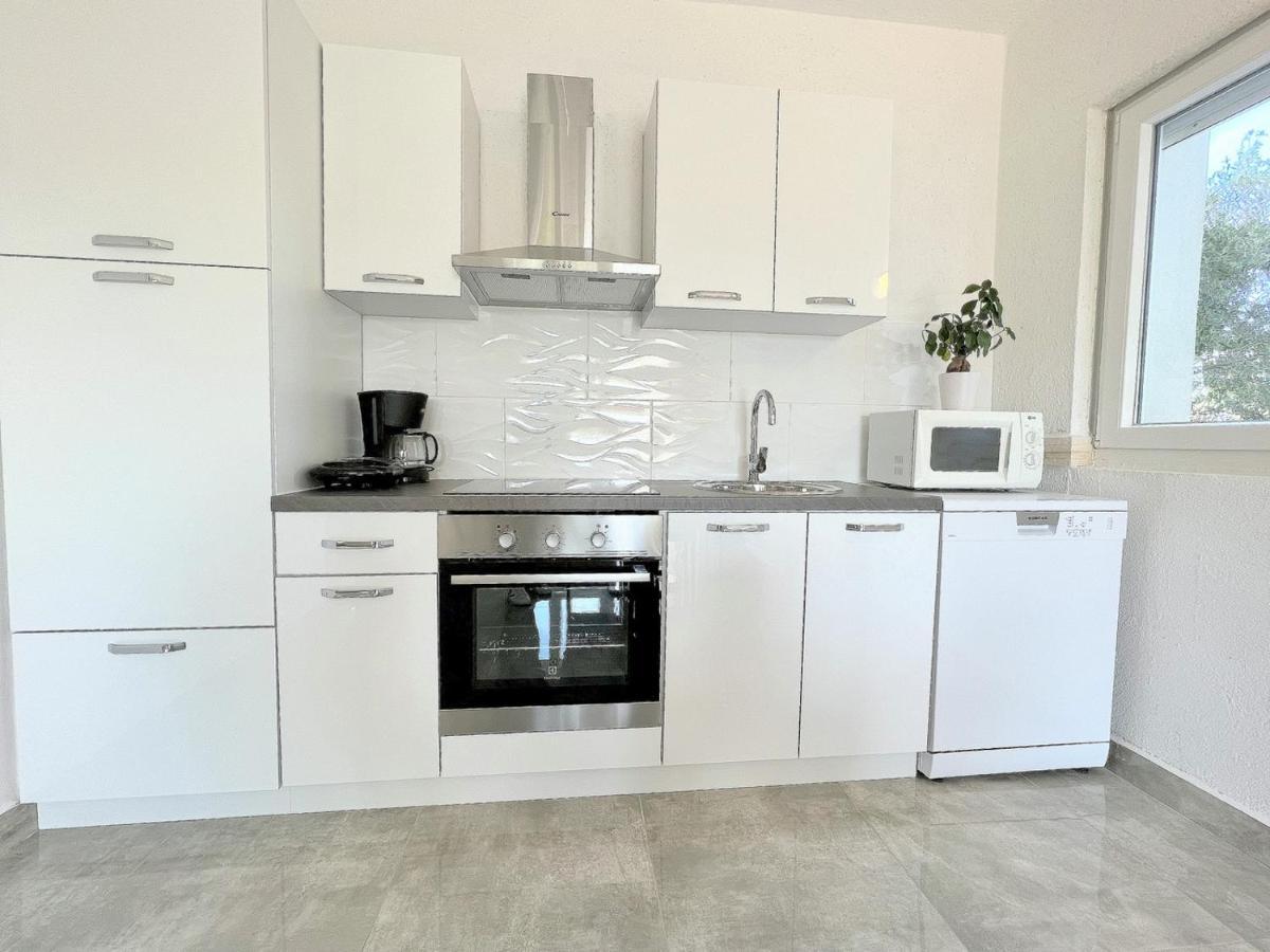 Palit Hills Superior Apartments מראה חיצוני תמונה